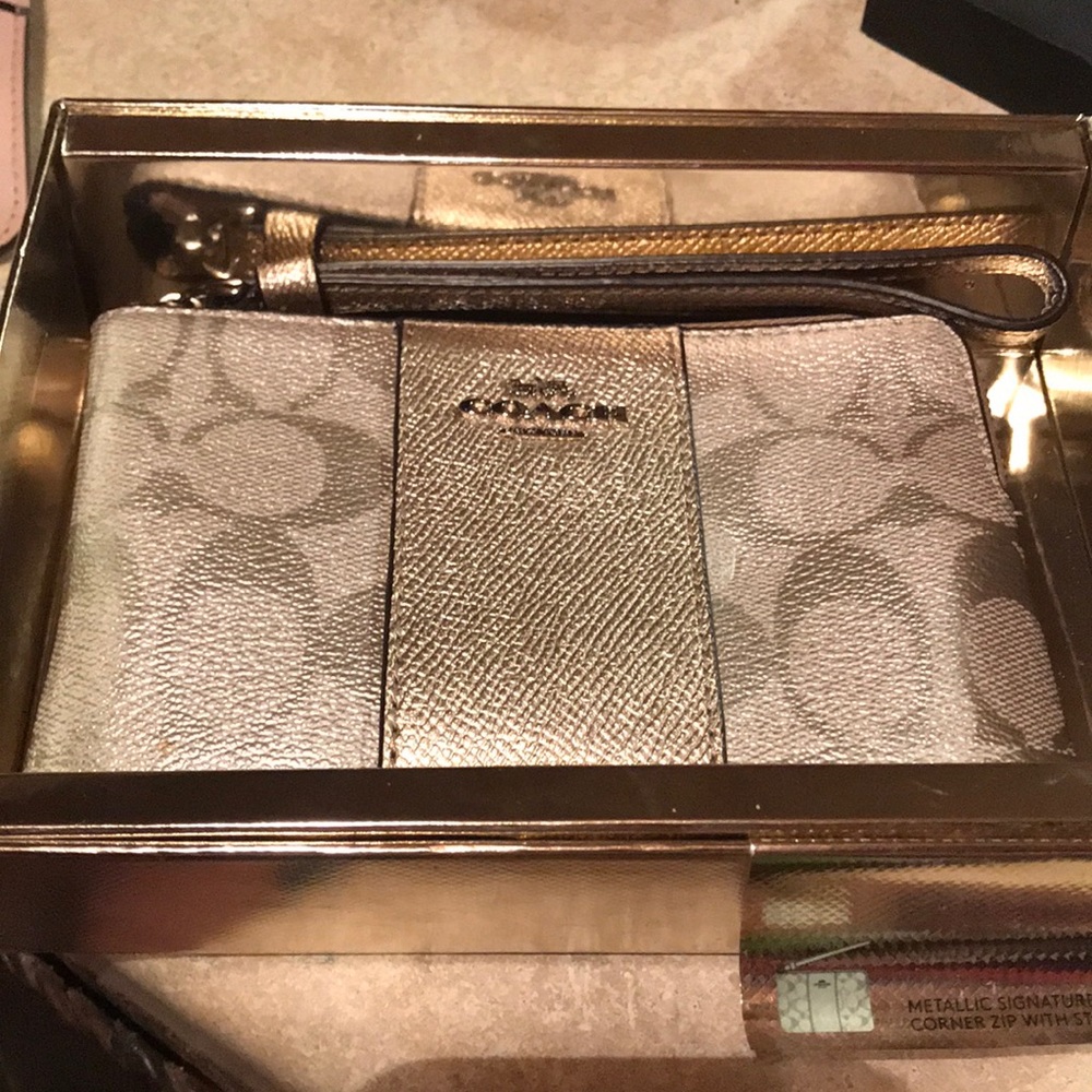 Coach wallet brand new